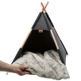 GRUTA "TIPI" EM FELTRO